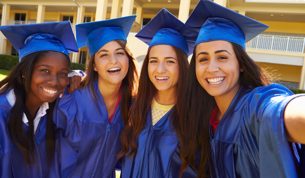 Scholarships High School Students Can Apply for