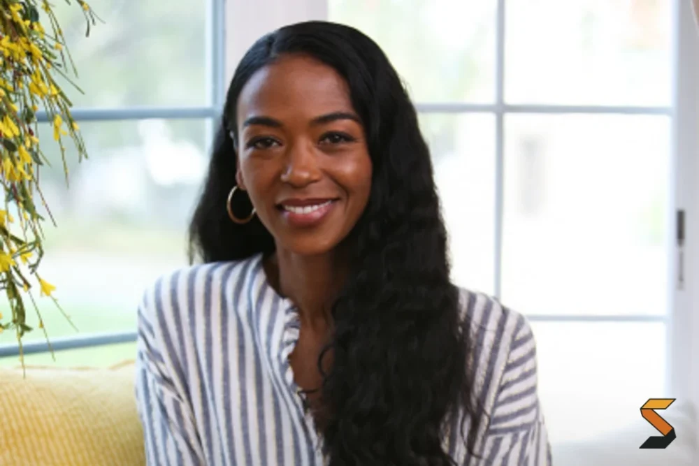 Ananda Lewis
